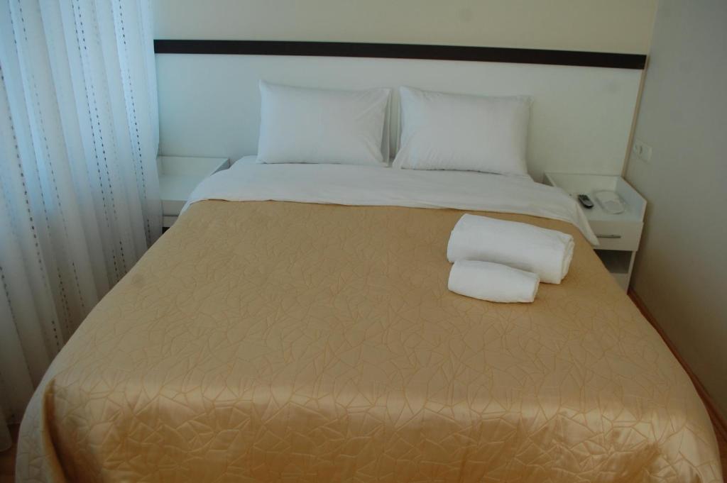 Flora Hotel Burhanli Rum bild
